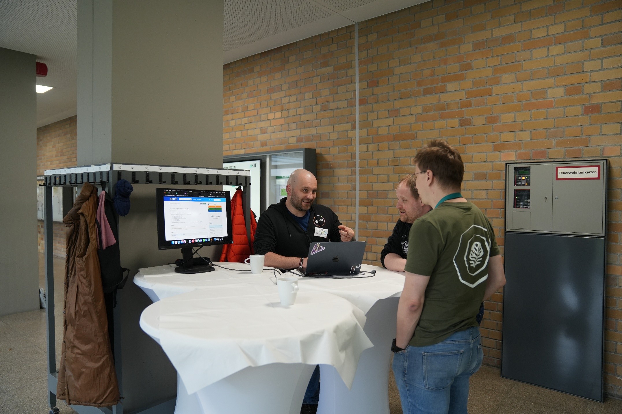 World caf&eacute; workshop during the DAPHNE4NFDI annual meeting